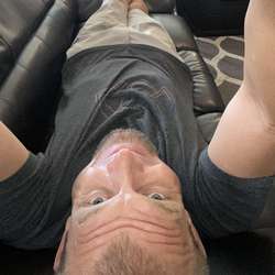 dever's Chat & Dating Profile